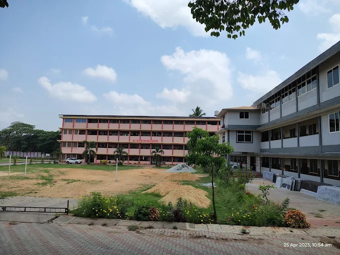 Sacred Heart P.U. college